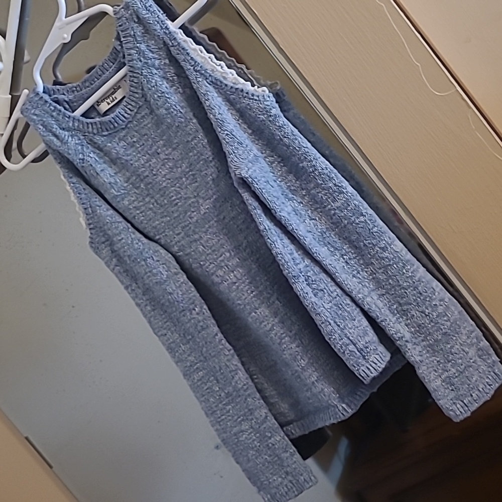 Abercrombie kids cold shoulder sweater